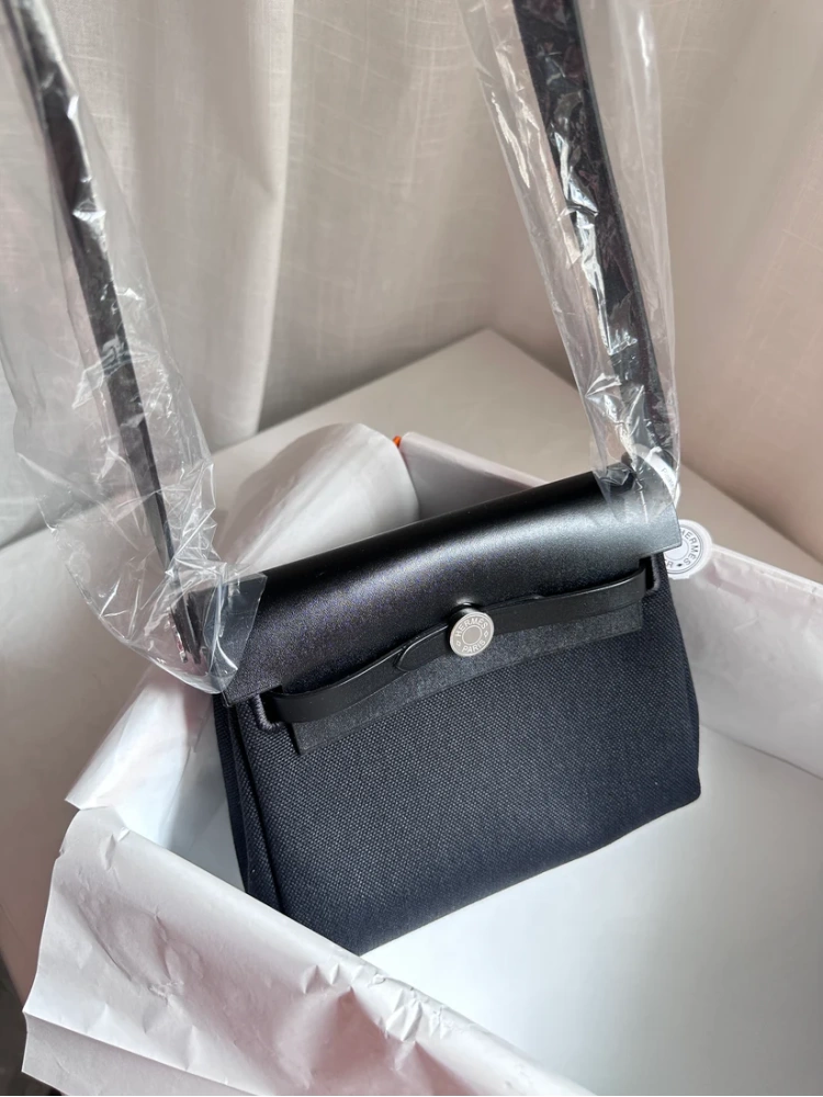 MINI HERBAG Black PHW
